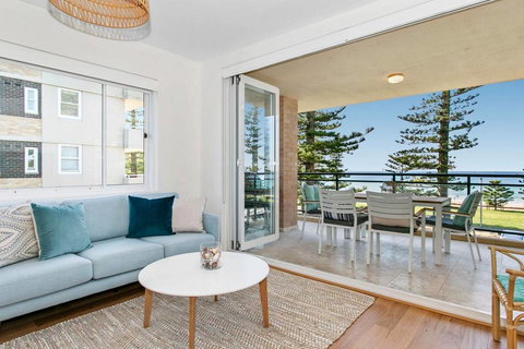 Breath-taking Ocean Front Apartment - Kalgoorlie Accommodation 0