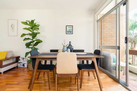 Bright And Spacious Apartment Near Bronte Beach - Kalgoorlie Accommodation 3