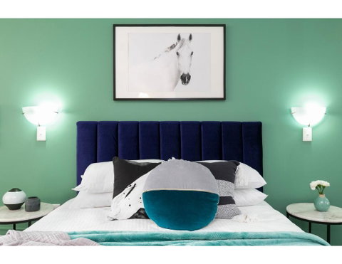 Bright, Modern Studio Steps From The Action - Kalgoorlie Accommodation 3