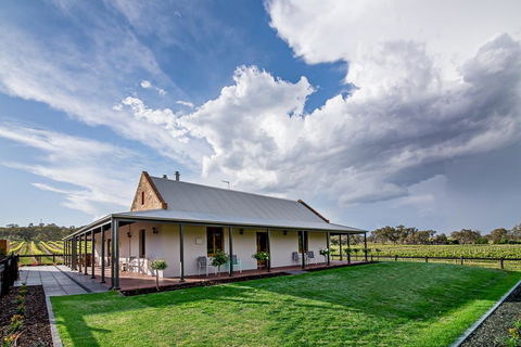 Brockenchack Vineyard Bed & Breakfast - Kalgoorlie Accommodation 0