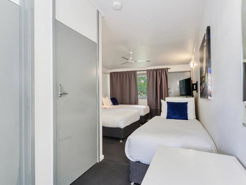 Brook Hotel - Kalgoorlie Accommodation 2