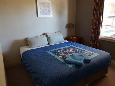 Bunbury's Most Convenient Location - Unit 2 - Kalgoorlie Accommodation 3