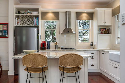 Caledonia House - Kalgoorlie Accommodation 2