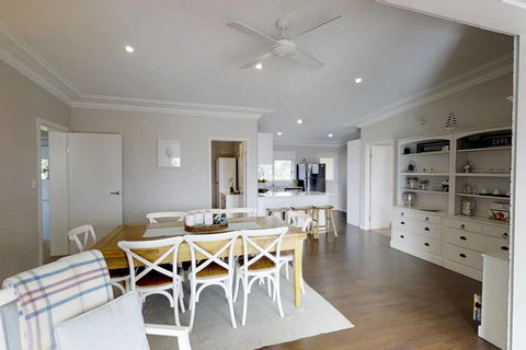 Casa Sorella - Beachfront Family Home - Kalgoorlie Accommodation 2