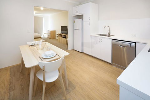 Cascades 3 Well Appointed And Central Location - Kalgoorlie Accommodation 2