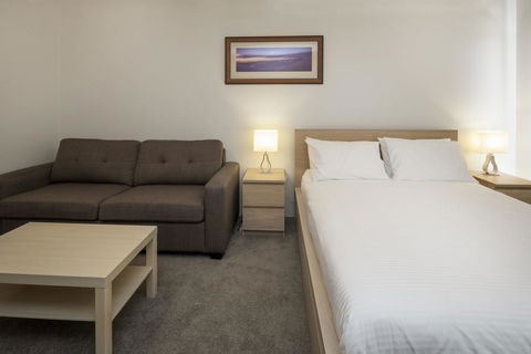 Cascades 3 Well Appointed And Central Location - Kalgoorlie Accommodation 3