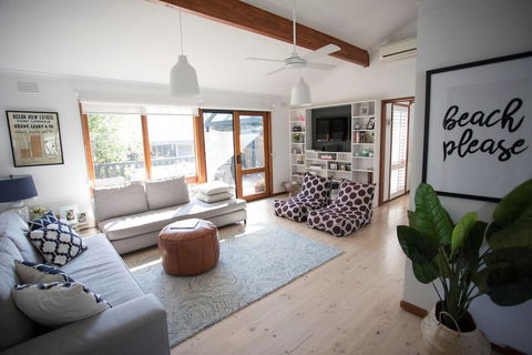 CASTAWAY - Kalgoorlie Accommodation 1