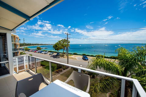 Castaways Unit 8 - Shoal Bay - Kalgoorlie Accommodation 0