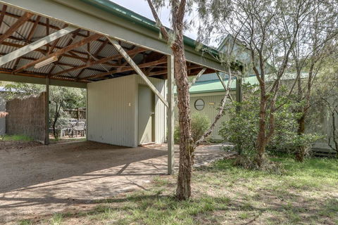 Casuarina - Kalgoorlie Accommodation 1