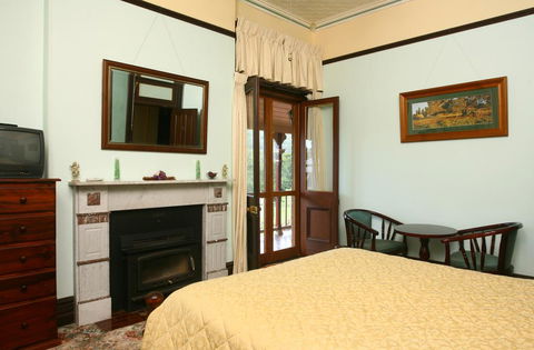 CBC Bed & Breakfast & Cafe - Kalgoorlie Accommodation 0