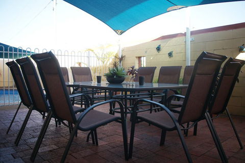 Cedar Lodge Motel - Kalgoorlie Accommodation 3