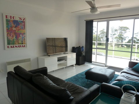 Central Luxury With Fabulous Views - Kalgoorlie Accommodation 2