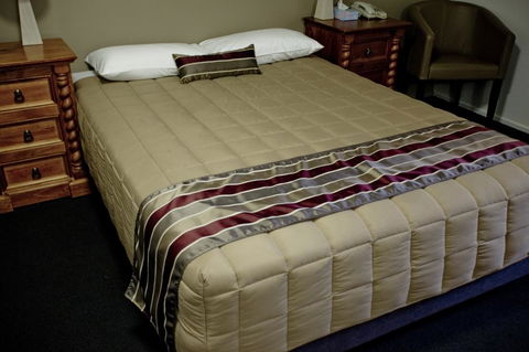 Centrepoint Motor Inn - Kalgoorlie Accommodation 2