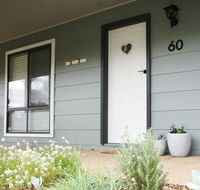 Charlottes Honor - River  Golf Cottage - Kalgoorlie Accommodation