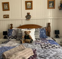 Cherry Blossom Cottage - Kalgoorlie Accommodation