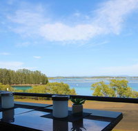 CHILL-OUT LAKESIDE  FORSTER - Kalgoorlie Accommodation