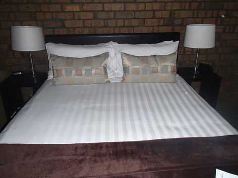 City Colonial Motor Inn - Kalgoorlie Accommodation 2