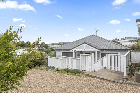 Claras Cottage - Kalgoorlie Accommodation 0
