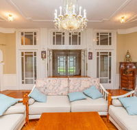 Classic 5 Beds Mt Dandenong Resort - Kalgoorlie Accommodation