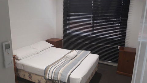 Club D - Kalgoorlie Accommodation 1