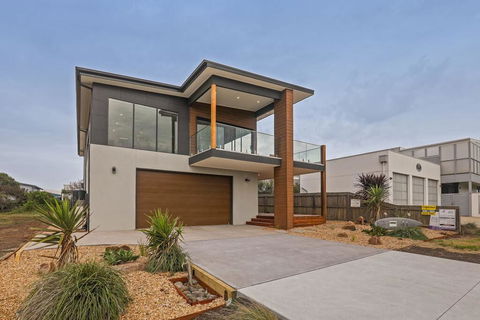 Coffs At Surf Beach Phillip Island - Kalgoorlie Accommodation 0