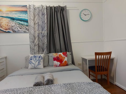 Comfortable Guest Room Closes To Emerald CBD - Kalgoorlie Accommodation 0