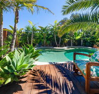 Como Palm Retreat - Tropical Oasis - Kalgoorlie Accommodation