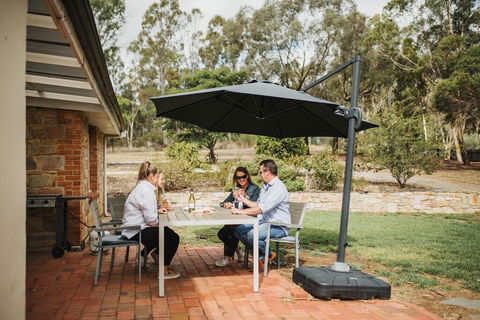 Cooke Cottage - Kalgoorlie Accommodation 2