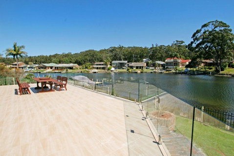 Cormorant Waterfront Home - Kalgoorlie Accommodation 0