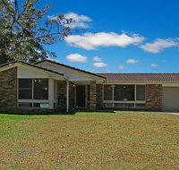 Corner Haven - family retreat with outdoor living - Kalgoorlie Accommodation