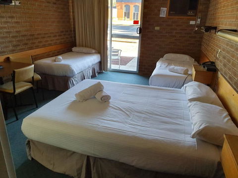 Corowa Golf Club Motel - Kalgoorlie Accommodation 1