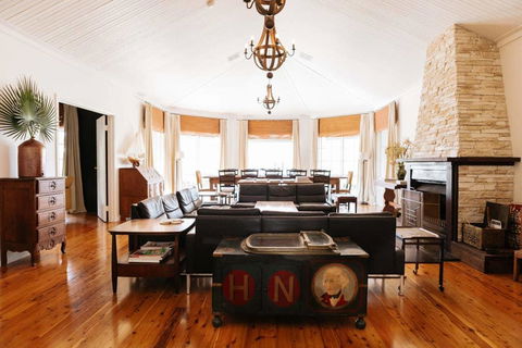 Corunna Station Country House - Kalgoorlie Accommodation 2