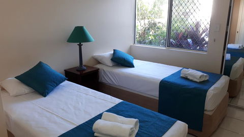 Costa Royale Trinity Beach - Kalgoorlie Accommodation 2