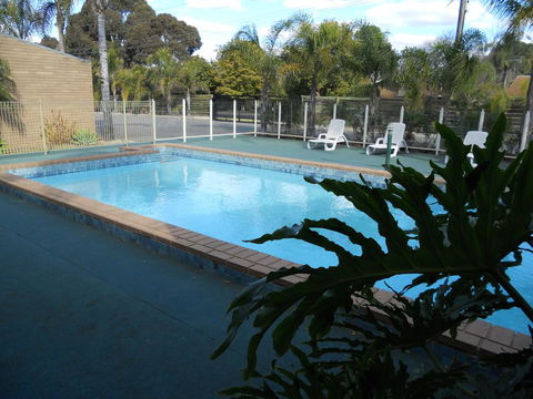 Cottonwood Motor Inn - Kalgoorlie Accommodation 0