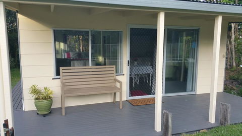 Country Charm - Kalgoorlie Accommodation 2