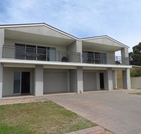 Cowell Holiday Accommodation with harbour views - Kalgoorlie Accommodation
