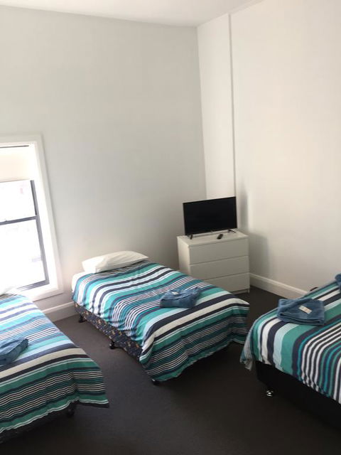 Crown Inn Hotel - Kalgoorlie Accommodation 2