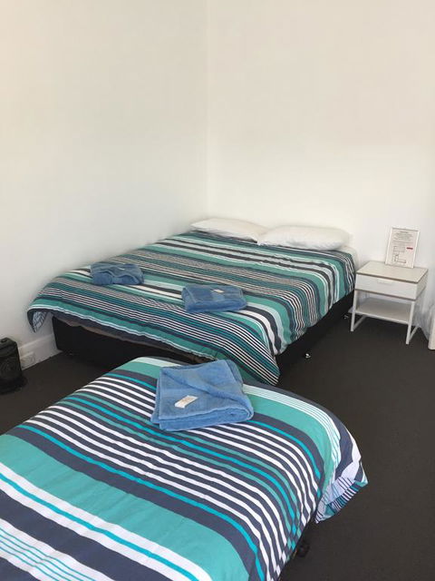 Crown Inn Hotel - Kalgoorlie Accommodation 0