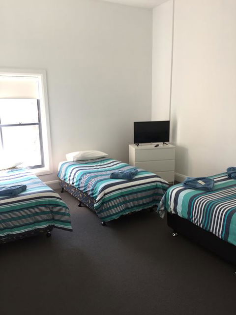 Crown Inn Hotel - Kalgoorlie Accommodation 1