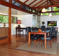 Crystal Creek Rainforest Retreat - Kalgoorlie Accommodation