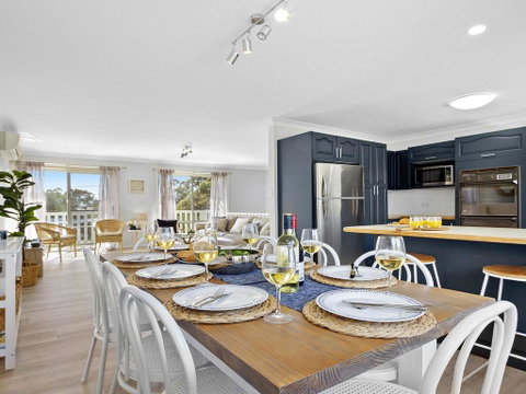 Culburra Beach Retreat - Close To Two Beaches - Kalgoorlie Accommodation 3