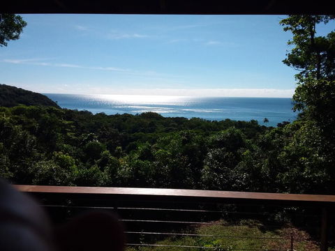 Daintree Oceanview Retreat - Holiday Home - Kalgoorlie Accommodation 0