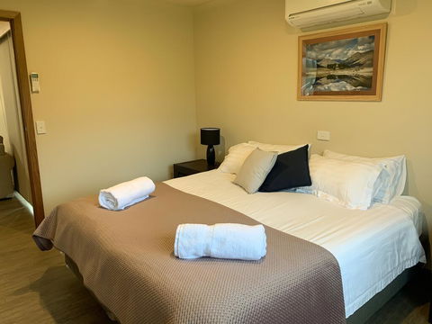 Daysend Cottages - Kalgoorlie Accommodation 3