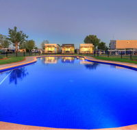 DC on the Lake - Kalgoorlie Accommodation