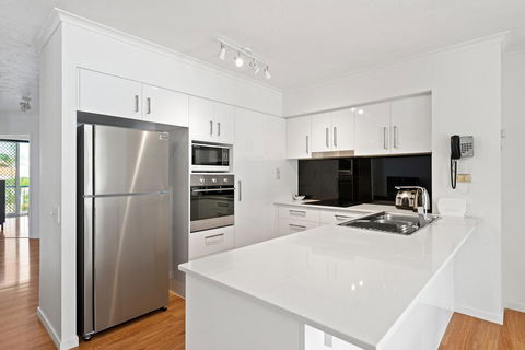 Diamond Beach Resort Broadbeach 115 - Kalgoorlie Accommodation 2