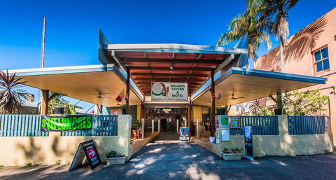 Diggers Tavern - Kalgoorlie Accommodation 0