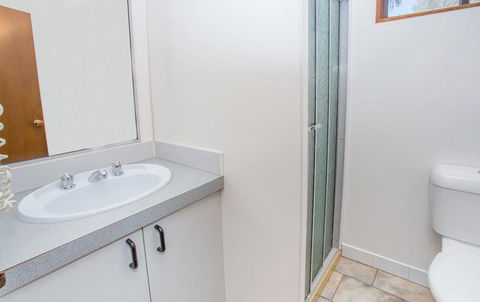 Discovery Parks - Lake Hume - Kalgoorlie Accommodation 3