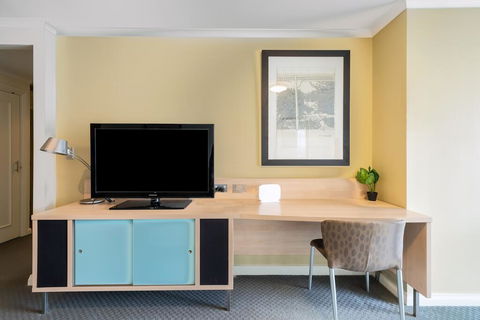 DREAM HARBOUR VIEW 2 BRM // GYM, POOL And PARKING - Kalgoorlie Accommodation 2