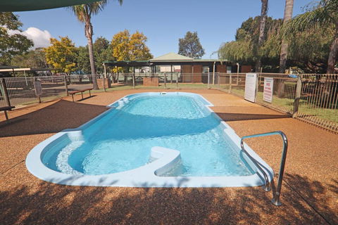 Driftwood - Kalgoorlie Accommodation 1
