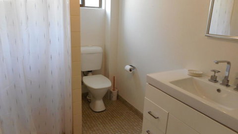 Dunbar Court Unit 4 At South West Rocks - Kalgoorlie Accommodation 3